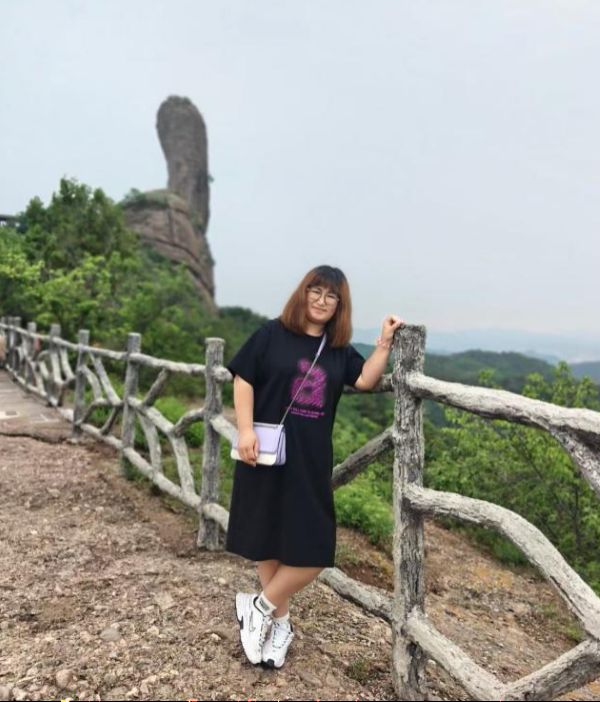 吴莹